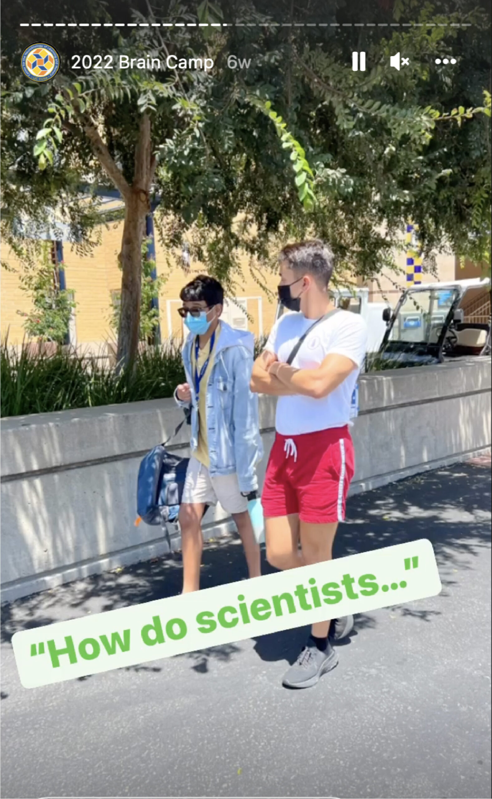 UCI Brain Camp student asks question to UCI Neuroscientist