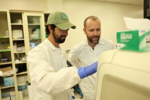 Lead author, doctoral student Matthew Sandoval with senior author, CNLM Faculty Fellow and Assistant Professor of Anatomy and Neurobiology Dr. Javier Diaz-Alonso