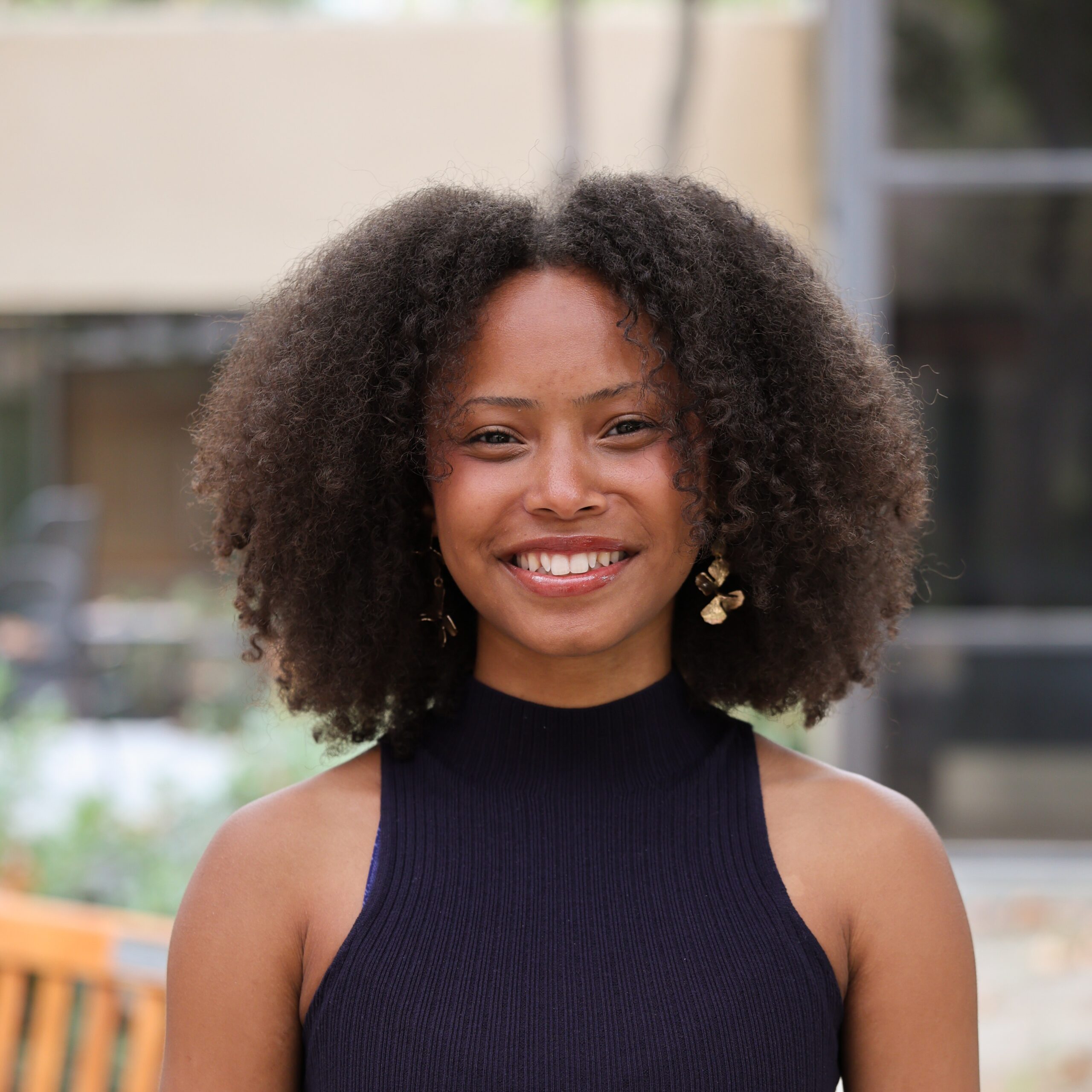 Headshot of Leah Scott