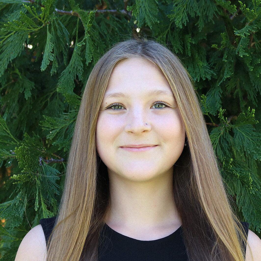 Headshot of Hannah Scarlet Karowe