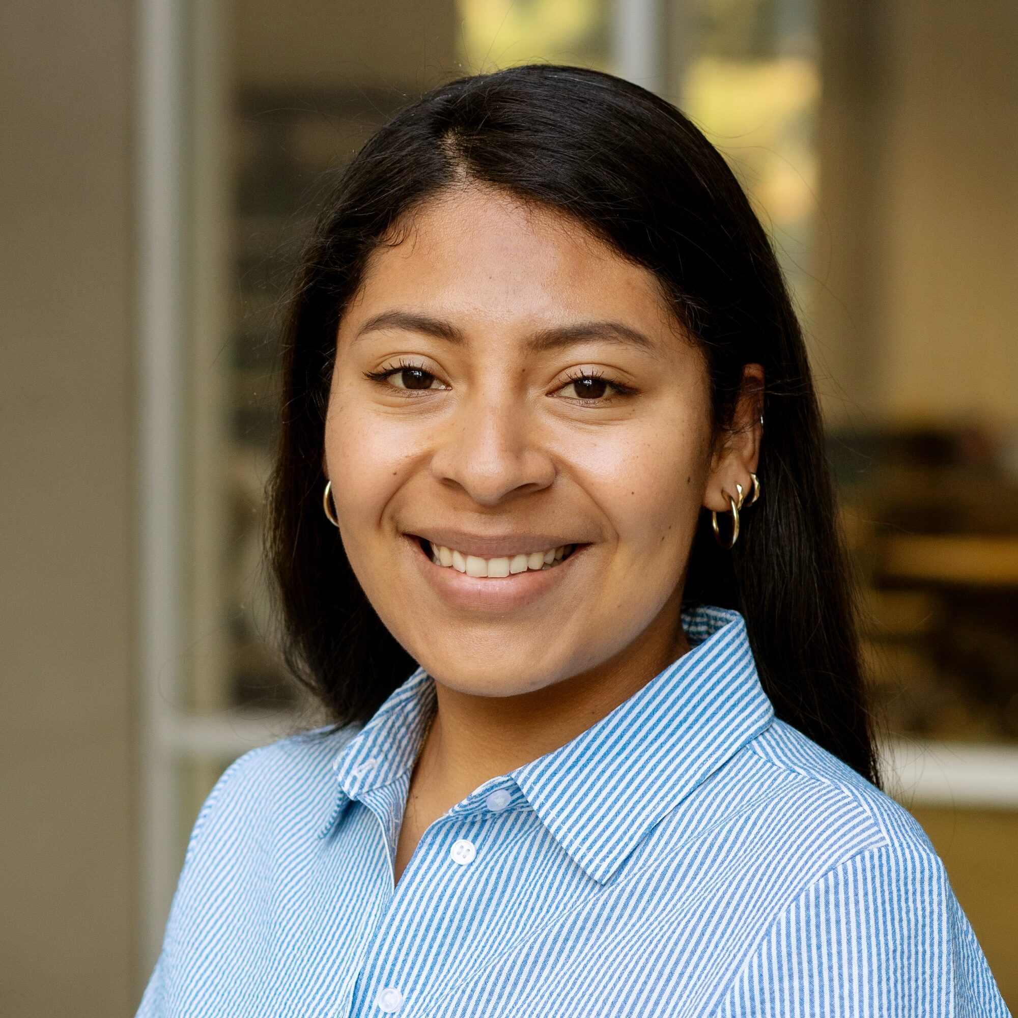 Headshot of Jasmin Santacruz